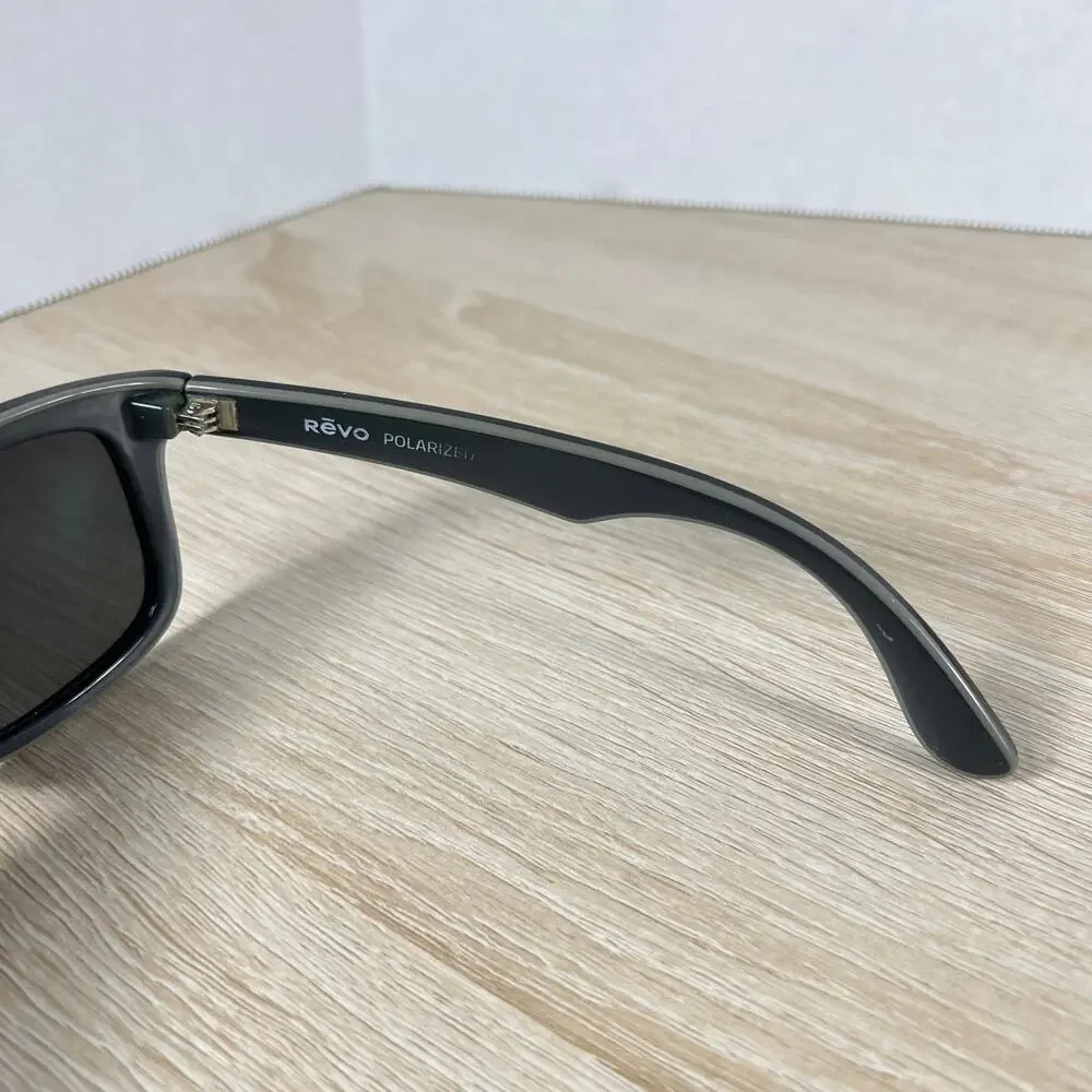 Revo re1000 11